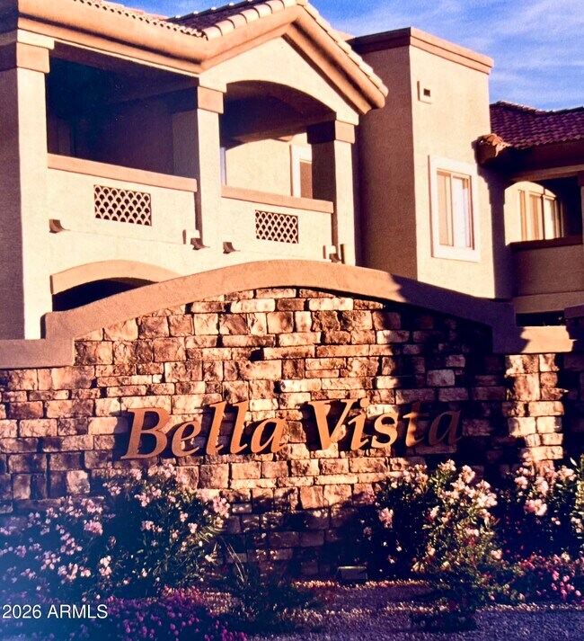 Building Photo - 14000 N 94th St