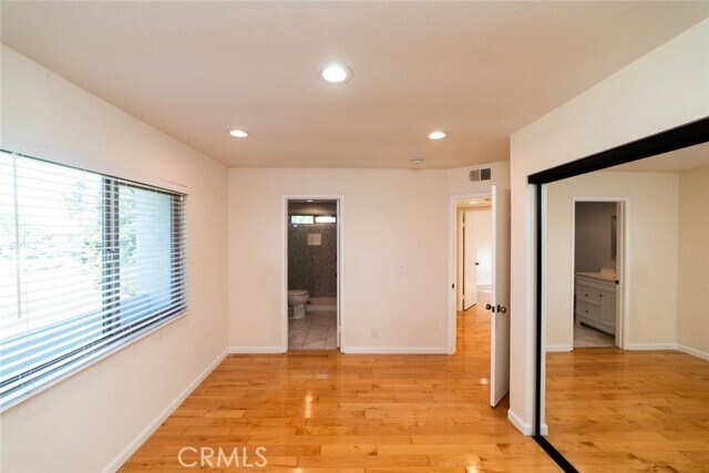 Building Photo - 13 Morena