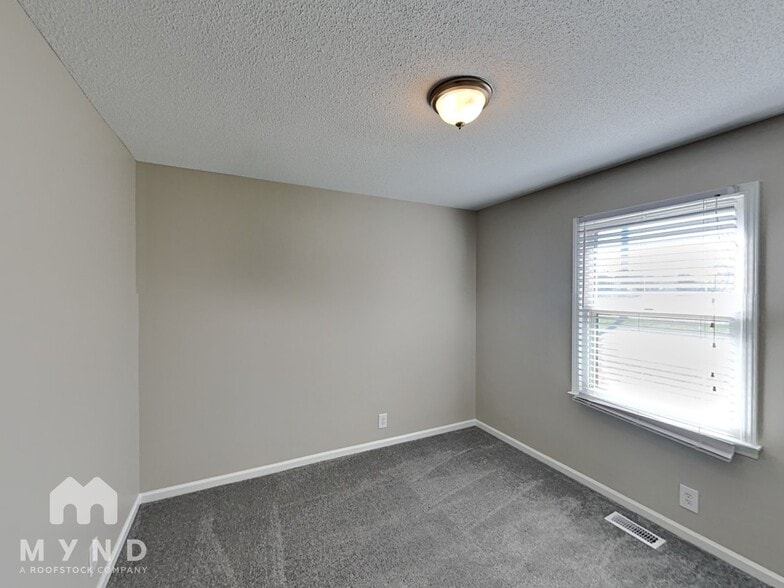 Building Photo - 2436 Judith Ave