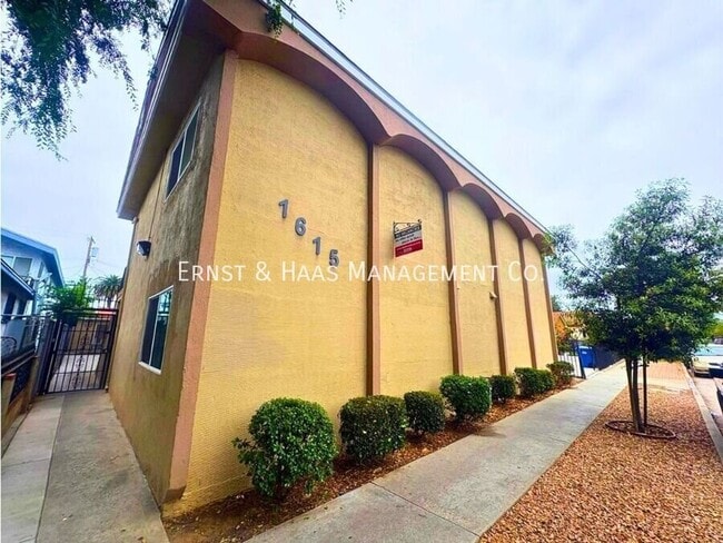Building Photo - 1615 Rose Ave