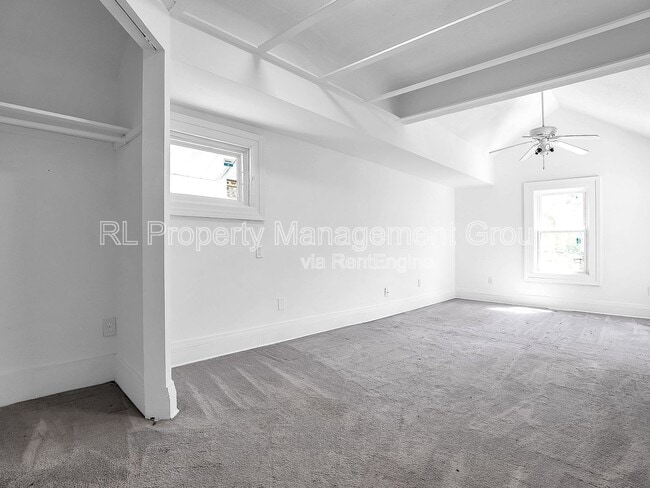 Building Photo - 914 Lockbourne Rd