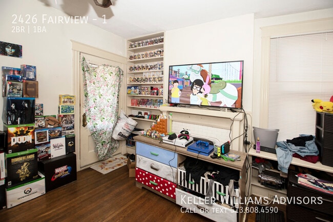 Building Photo - 2426 Fairview-1