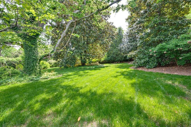 Building Photo - A timeless Cape Cod-style estate!