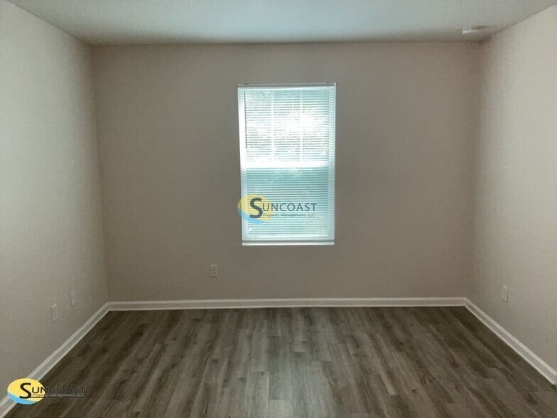 Building Photo - 8337 Homeport Ct