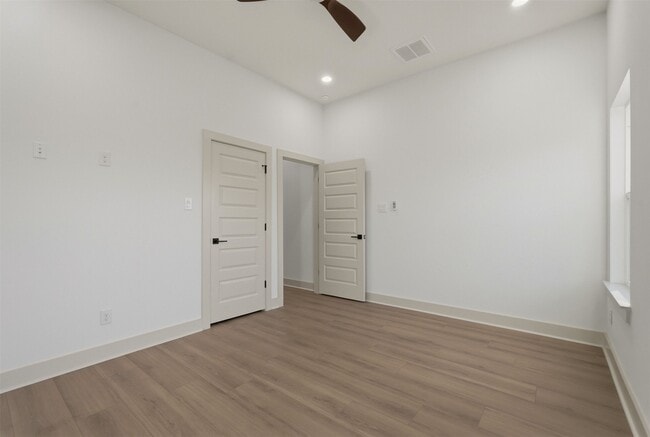 Building Photo - 9819 Turnbow St