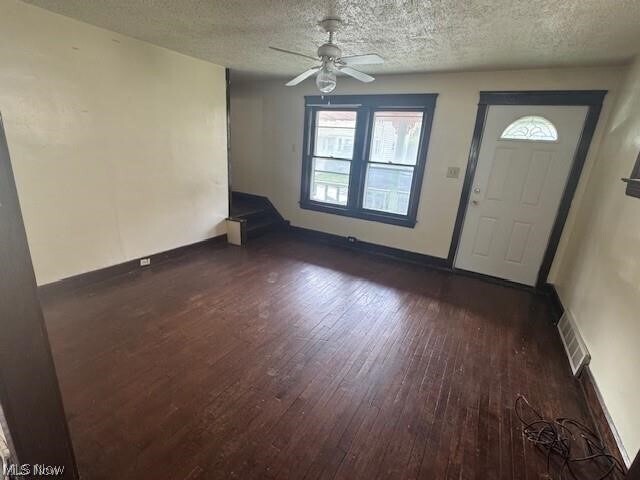 Building Photo - 1201 E 172nd St