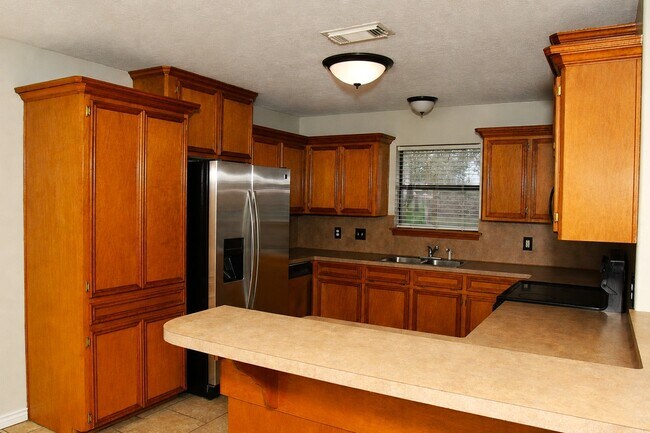 Building Photo - 3121 County Rd 415B
