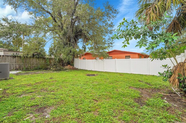 Building Photo - 2784 NW 9th St