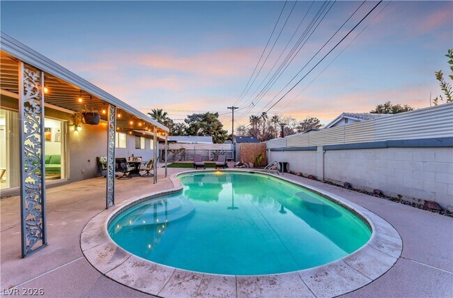 Building Photo - 105 Marigold Ln