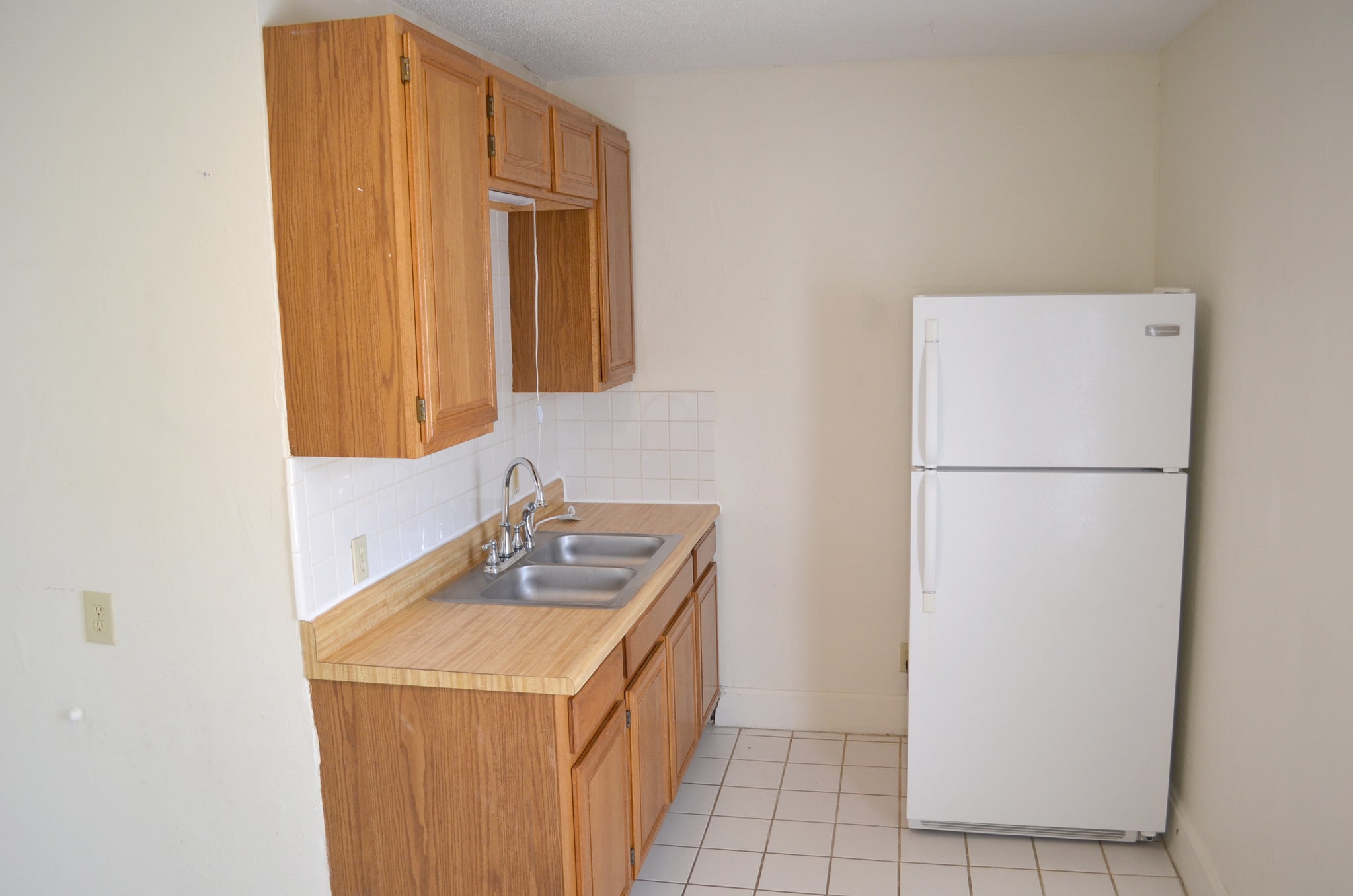 Building Photo - 45 Sunnyside Dr