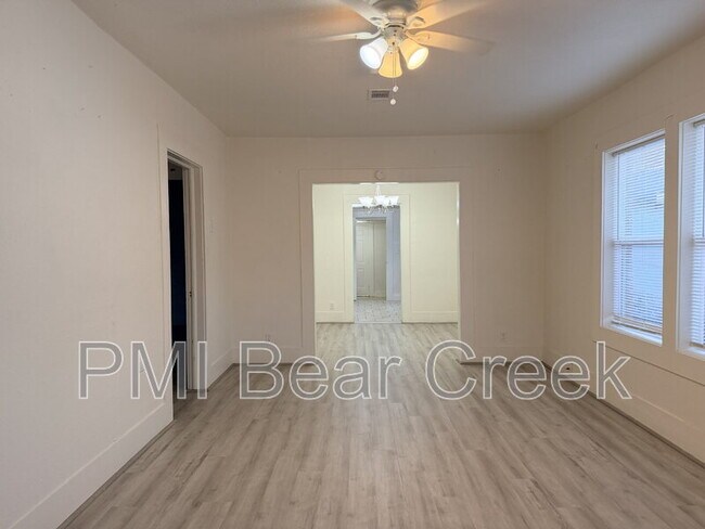 Building Photo - 3014 Rosalie St