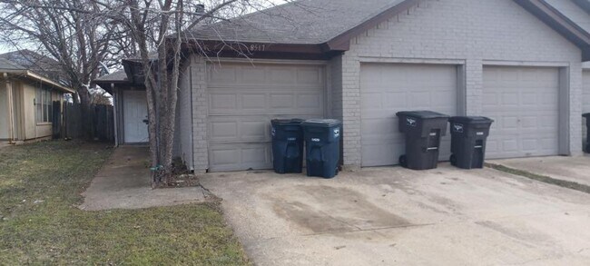 Primary Photo - Duplex in Ft Worth