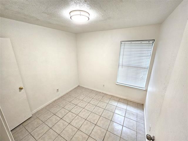 Building Photo - 2839 Avenue J