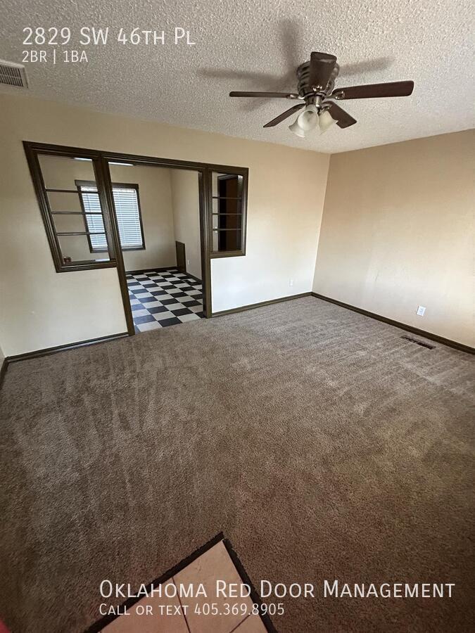 Building Photo - 2829 SW 46th Pl