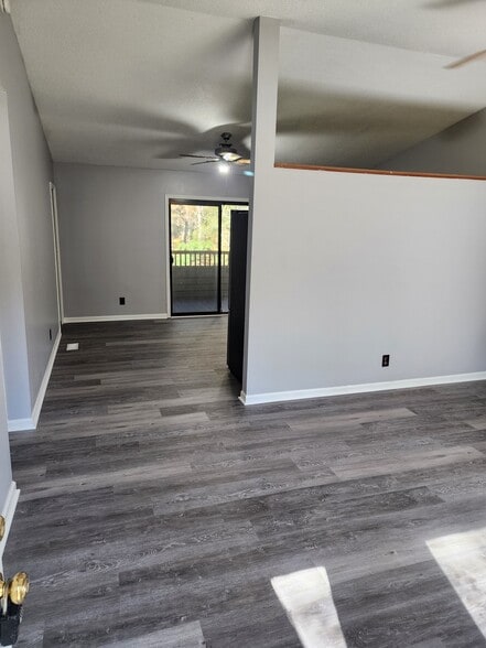 Living room towards kitchen - 3625 E Parkway