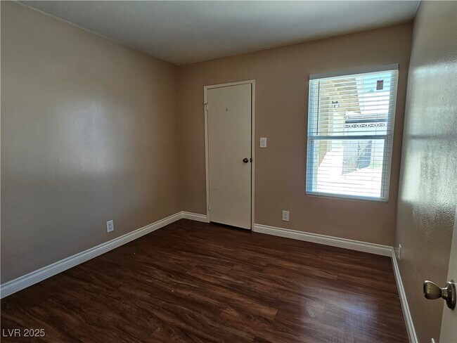 Building Photo - 4525 Troy St