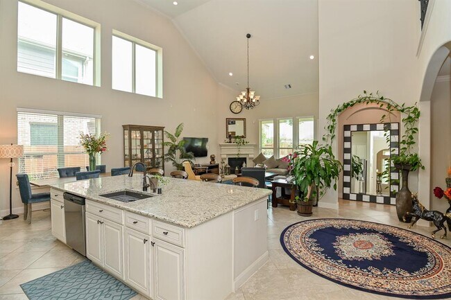 Building Photo - 14715 Kelsey Vista Dr