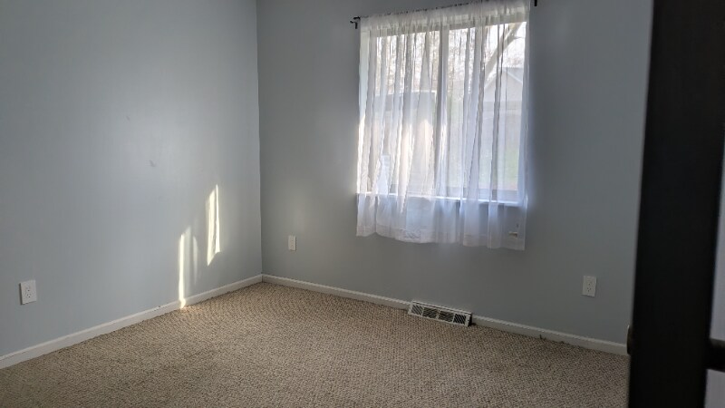 Building Photo - 538 4 Mile Rd NW