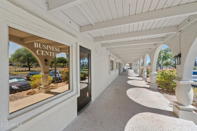 Building Photo - 7940 E Camelback Rd