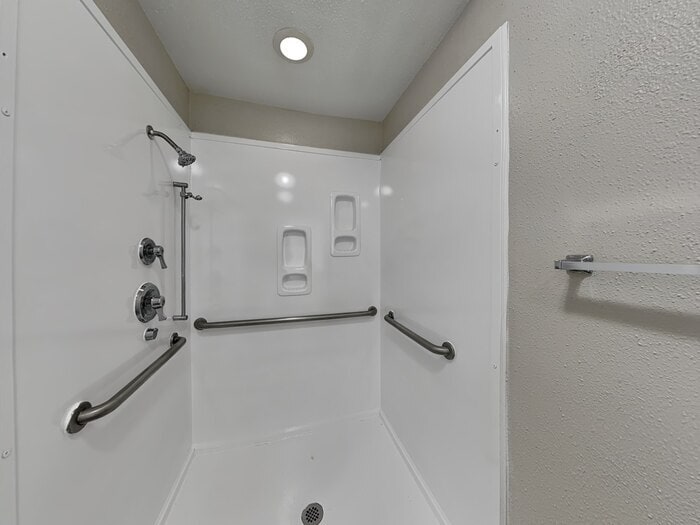 Building Photo - 2307 Romayor Ct