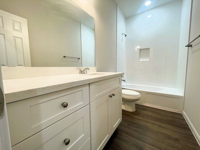 Building Photo - 1561 Rd 5728