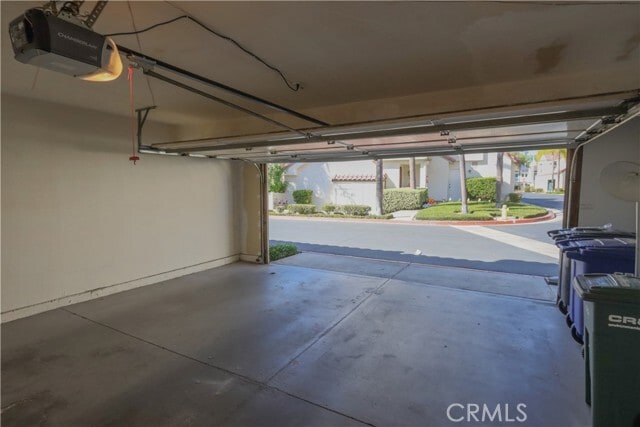 Building Photo - 21166 Vista Del Sol