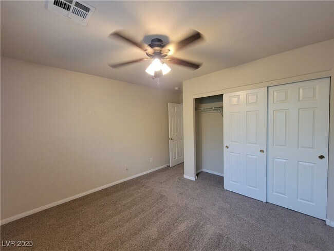 Building Photo - 10650 Timber Stand St