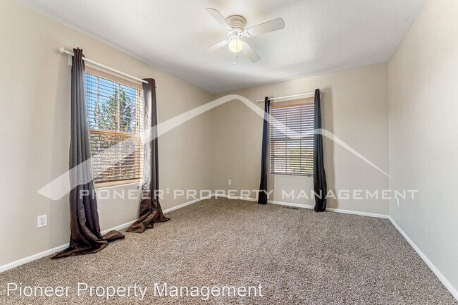 Building Photo - 3 br, 2.5 bath House - 12784 Jasmine St Un...