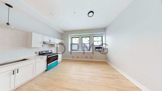 Building Photo - 1030 S Holmes St