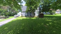 Building Photo - Stunning, Well-Maintained Craftsman Gem