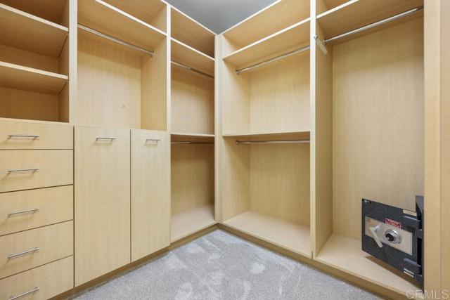 Building Photo - 464 Prospect St