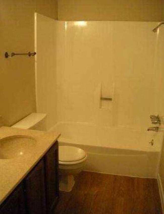 Building Photo - Escala Condos - West Campus Studio - Pre-L...