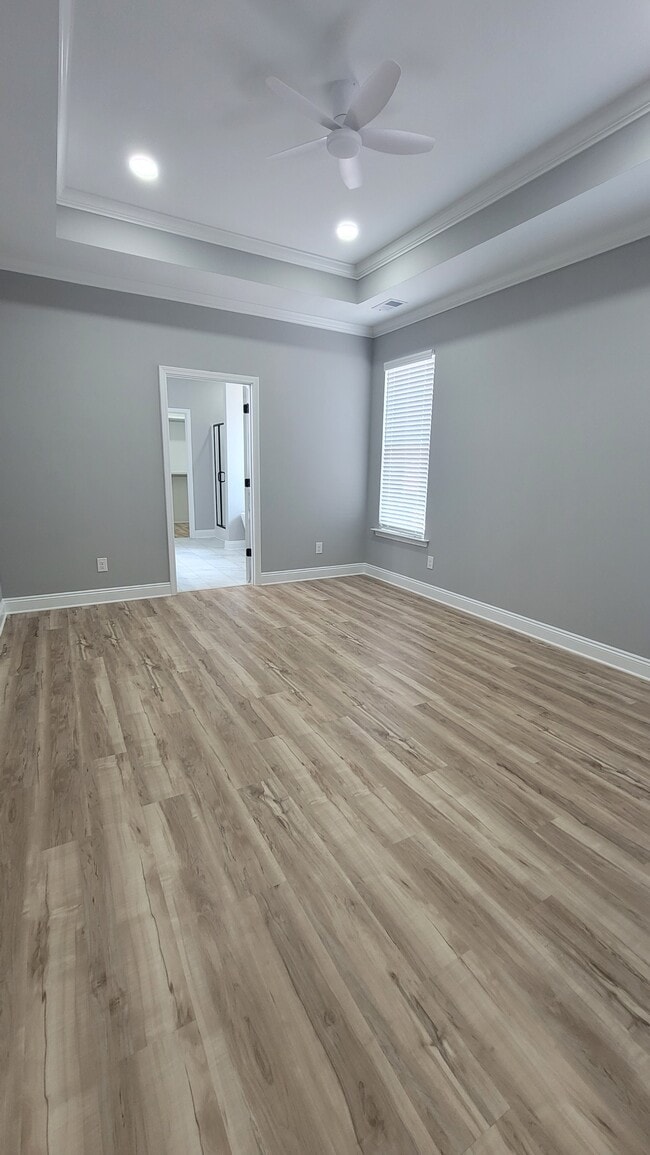 Building Photo - 1031 Wessex Dr