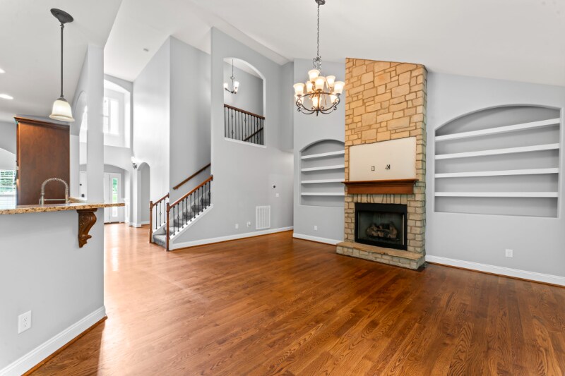 Building Photo - 1002 Glessner Dr