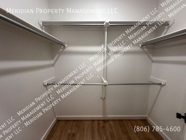 Building Photo - 6806 4th St
