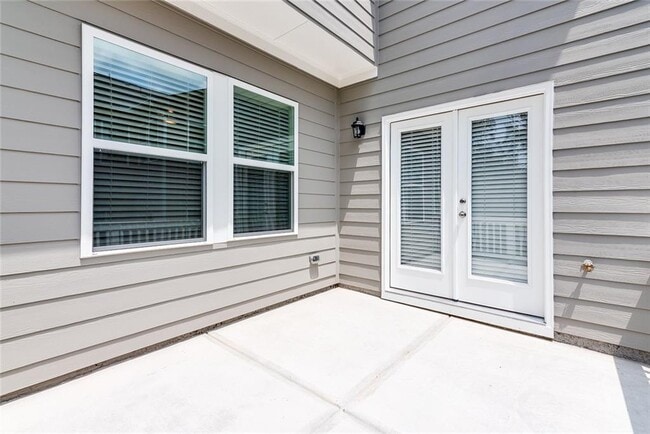 Building Photo - 554 Elm Bluff Way