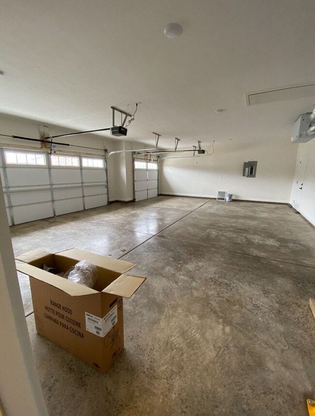 Building Photo - NEWLY CONSTRUCTED…..3 Bedroom 2 bath