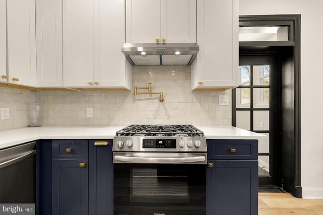 Building Photo - 3422 Pennsylvania Ave. SE