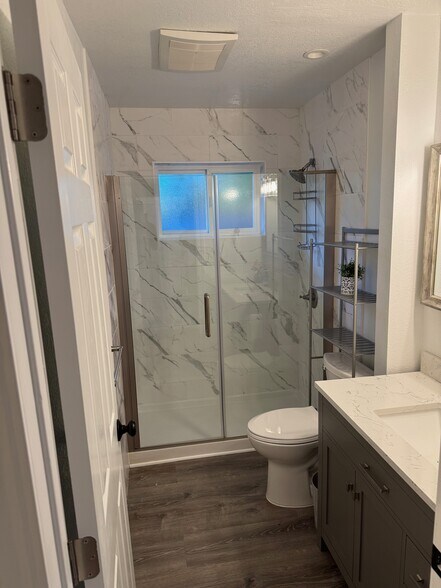 Building Photo - 779 Hamilton Dr