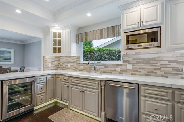 Building Photo - 21192 Richmond Cir