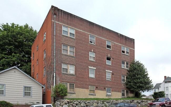 224 N G St - Leland Apartments