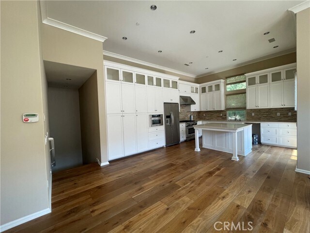 Building Photo - 276 Rodeo