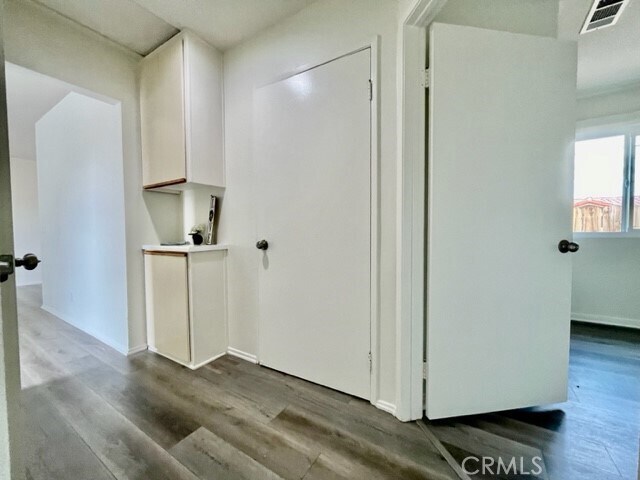 Building Photo - 79400 Ave 42