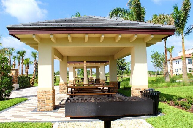 Building Photo - 8474 Kelsall Dr