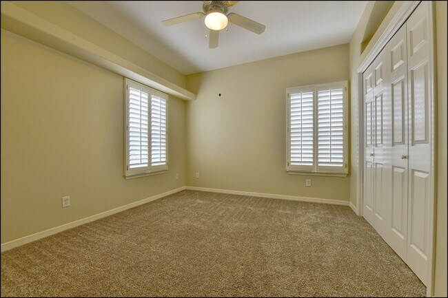 Building Photo - Available to view!