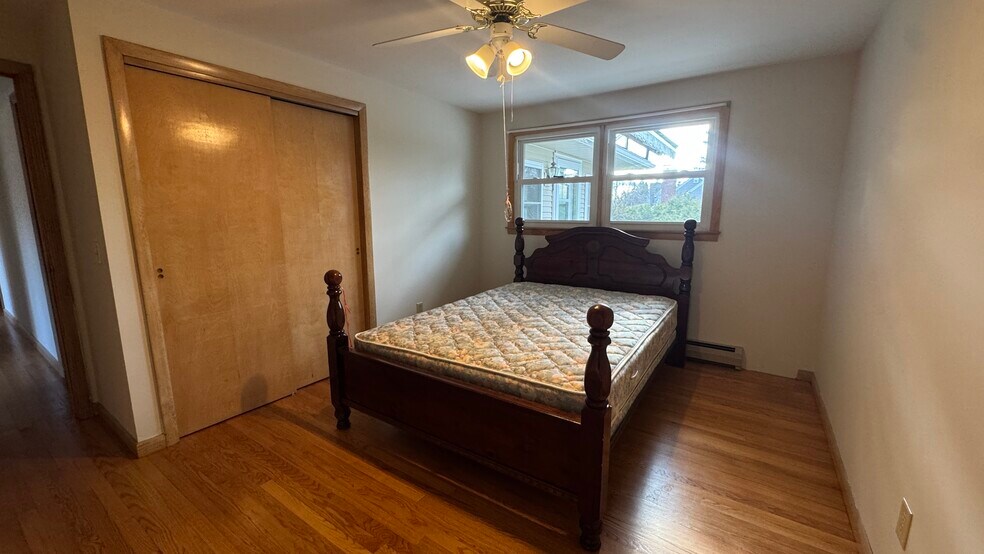 Building Photo - 2 Lawndale St