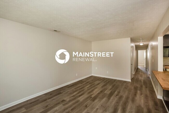 Building Photo - 3 Bedroom Pet-Friendly Home in INDIANAPOLI...
