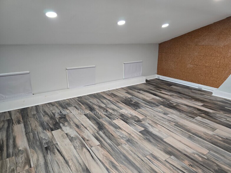 Building Photo - 46 S Bedford St