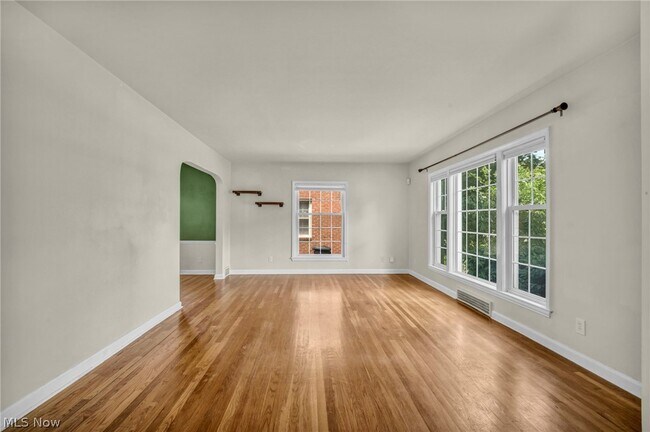 Building Photo - 3678 Lynnfield Rd