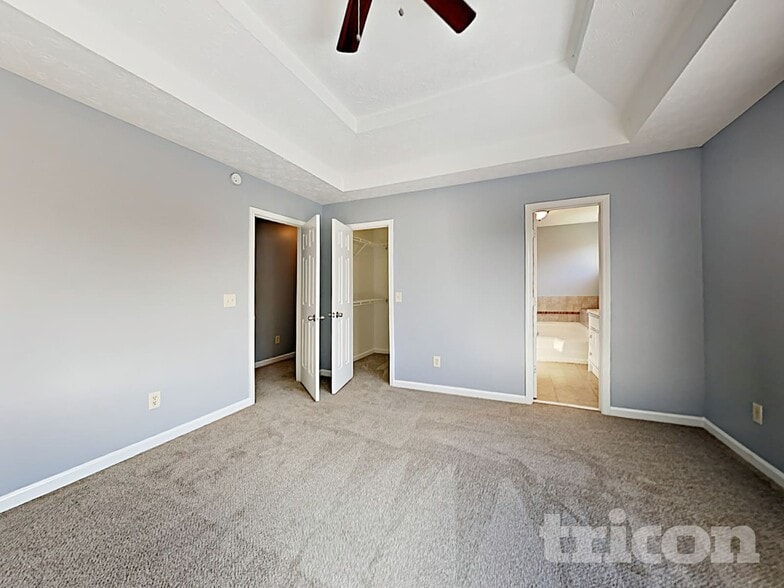 Building Photo - 3850 Paulownia Dr